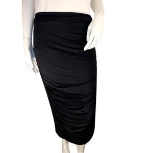 Nexus Skirt Black Size 18 (SKU 000181-8)